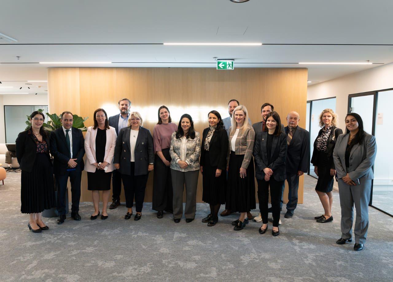 En marge de sa mission en Estonie, Madame la Ministre a pris part, le 25 mai 2025, à une table ronde consacrée à l’IA, la transformation numérique et à la cybersécurité. 