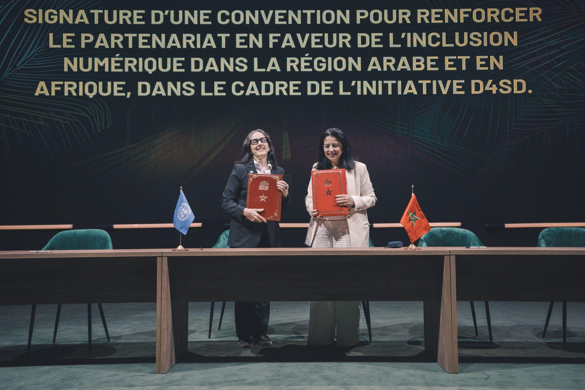Madame la Ministre et Madame Marina Walter, Deputy director of UNDP bureau for Arab States in New York (PNUD Maroc), ont signé une convention pour structurer leur coopération dans le cadre de l’initiative D4SD.