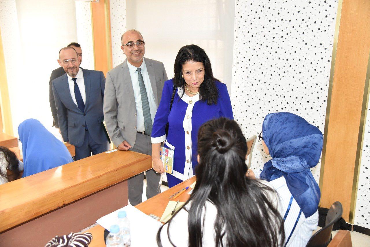 Visite de Mme la Ministre à deux centres des concours unifiés dédiés aux personnes en situation de handicap