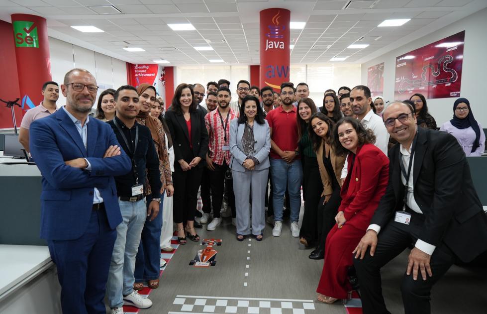 Le Ministère de la Transition Numérique et de la Réforme de l’Administration et Capgemini Maroc annoncent le lancement d’un programme national de marinage dédié à l’inclusion des femmes dans les métiers du numérique. 