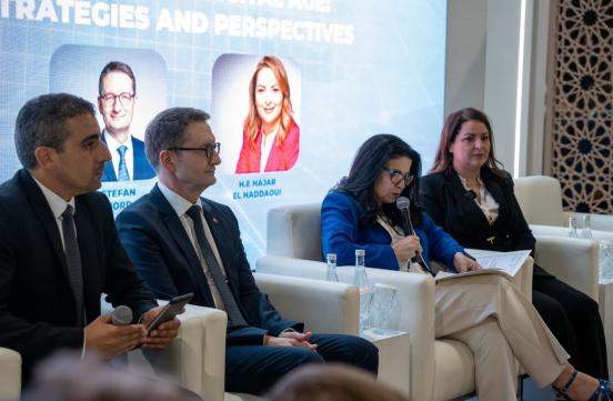 Madame la Ministre Amal El Fallah Seghrouchni a pris part à une session de dialogue organisée au pavillon « Digital Morocco », autour du thème : « The Public Sector in the Digital Age: Challenges, Strategies and Perspectives », le 15 Avril 2025.