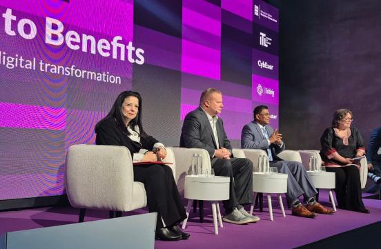 Dans le cadre de sa mission en Estonie, Madame la Ministre a pris part, le 28 mai 2025, au panel intitulé “From bytes to benefits: a strategic approach to digital transformation” dans le cadre de la e-Governance Conference.