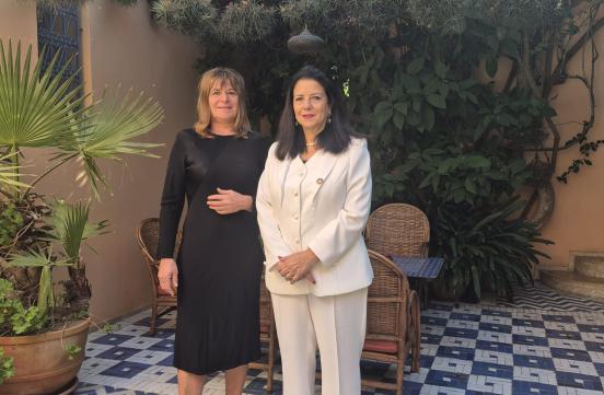 Madame la Ministre a rencontré Madame Veronique Ventos, CEO de NukkAI, pour un échange approfondi sur les modèles de langage et l’importance de la connaissance de fond dans la construction d’un apprentissage performant et responsable.